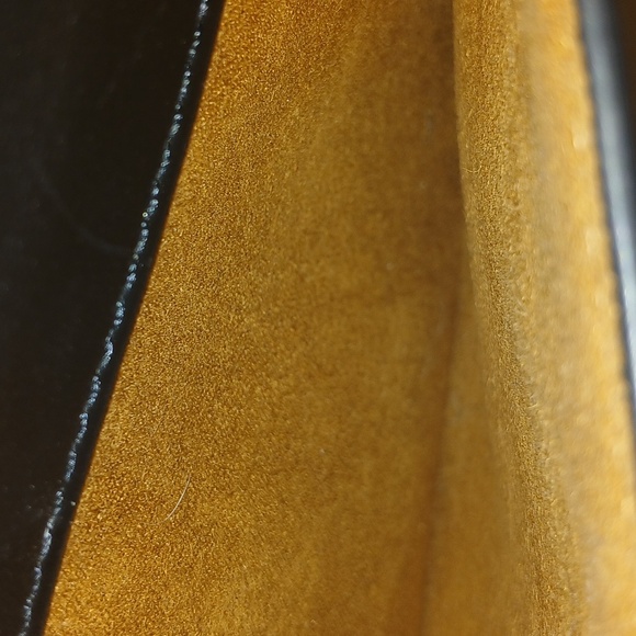 Coach Pepper - Picture 9 of 16